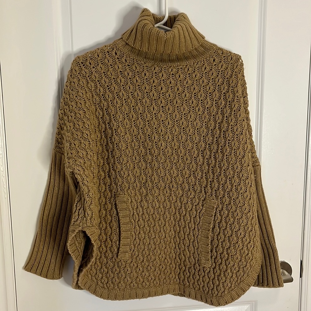 Massimo Dutti cable knit wool blend poncho size M - Picture 1 of 7